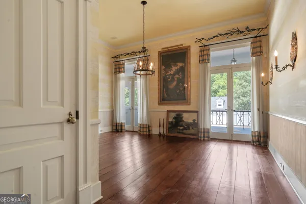 $2,400,000 | 617 Dixie Avenue, Madison, GA 30650