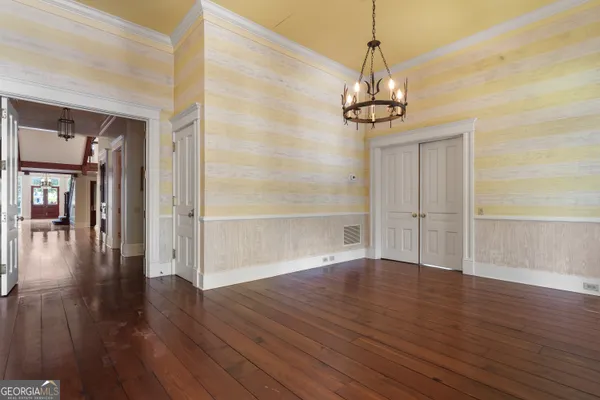 $2,400,000 | 617 Dixie Avenue, Madison, GA 30650