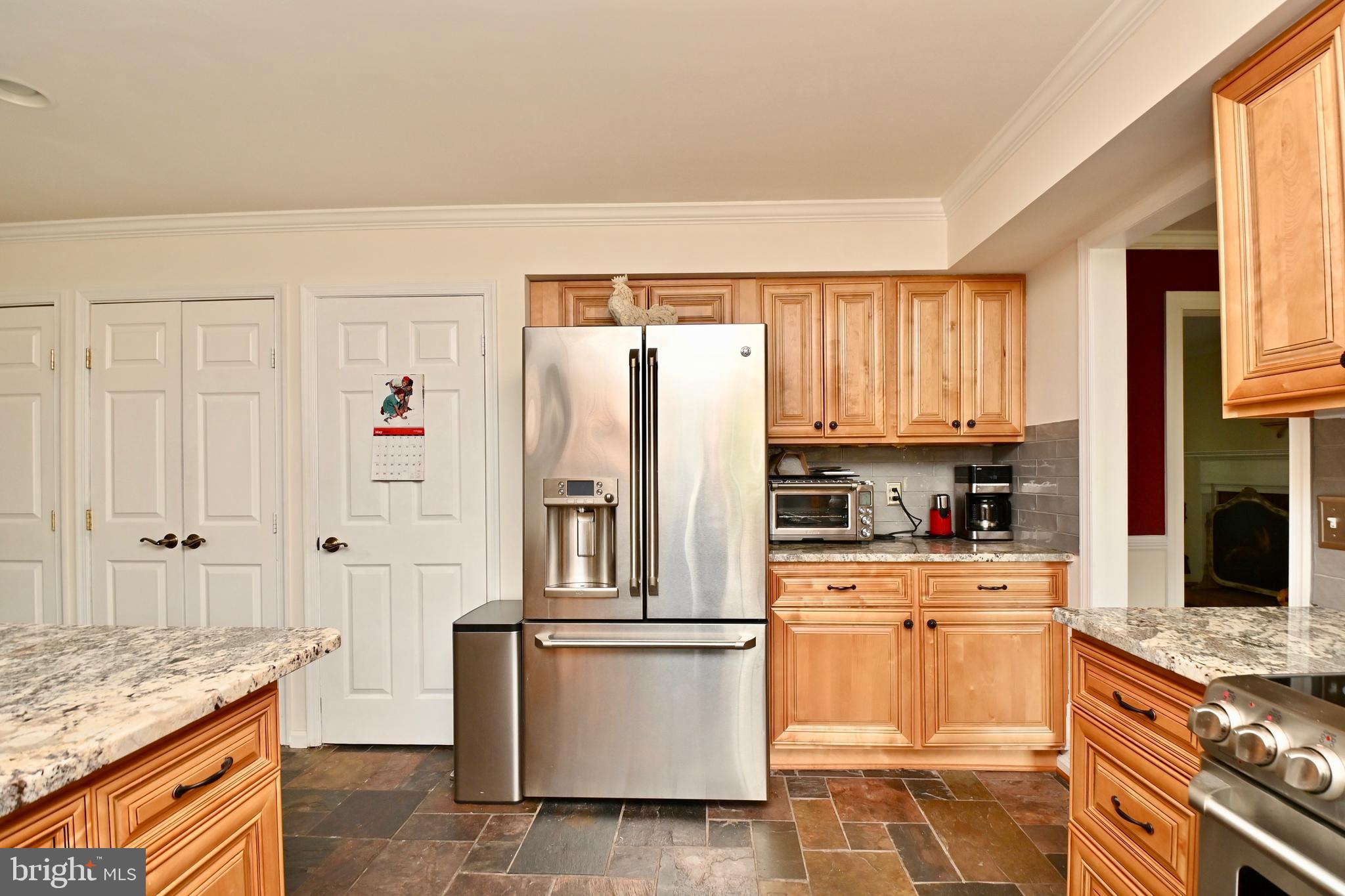 111 Hamilton Road Sterling, VA 20165 - Photo 13 of 56 Gallery Image 13