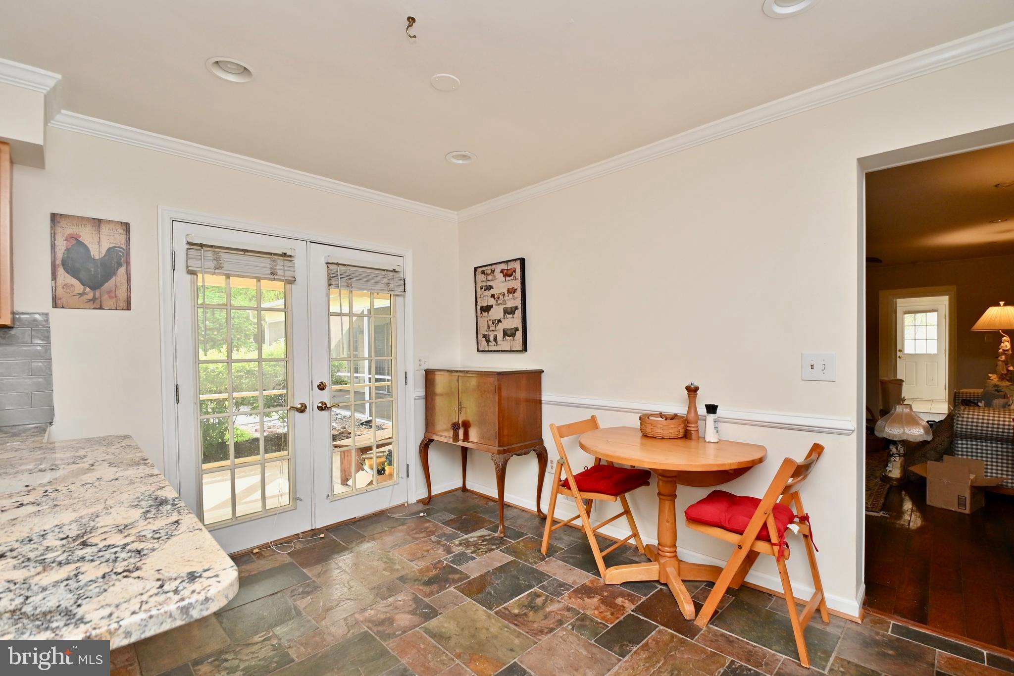 111 Hamilton Road Sterling, VA 20165 - Photo 15 of 56 Gallery Image 15