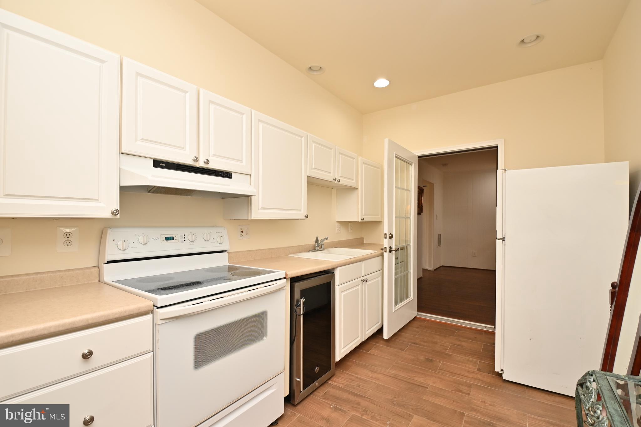111 Hamilton Road Sterling, VA 20165 - Photo 27 of 56 Gallery Image 27