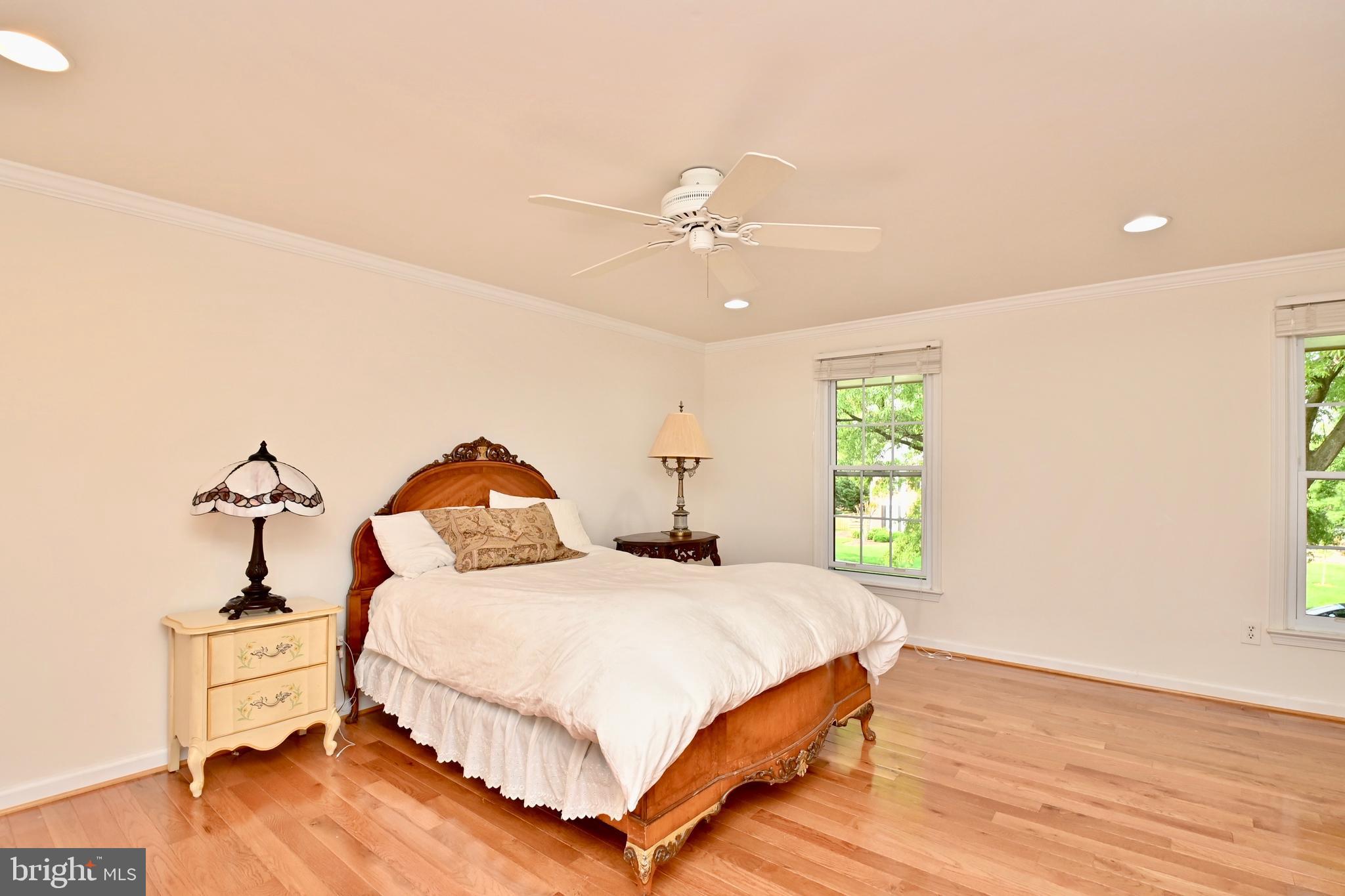 111 Hamilton Road Sterling, VA 20165 - Photo 42 of 56 Gallery Image 42
