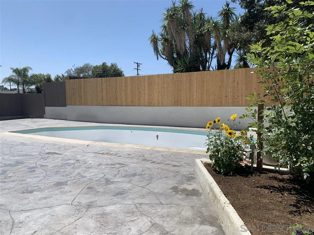 2544 Dryden Road El Cajon, CA 92020 - Photo 13 of 16 Gallery Image 13