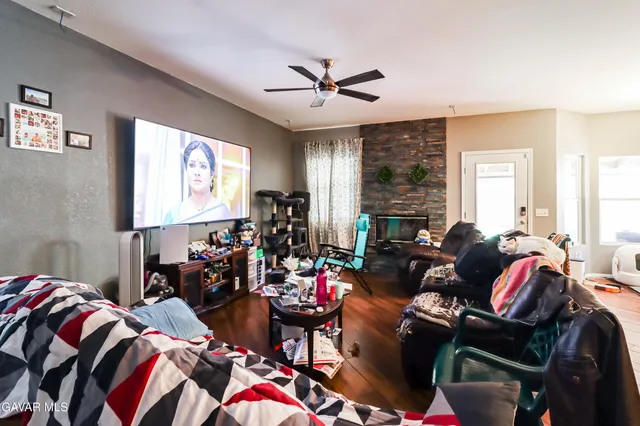 $725,000 | 40232 Lonsdale Court, Palmdale, CA 93551