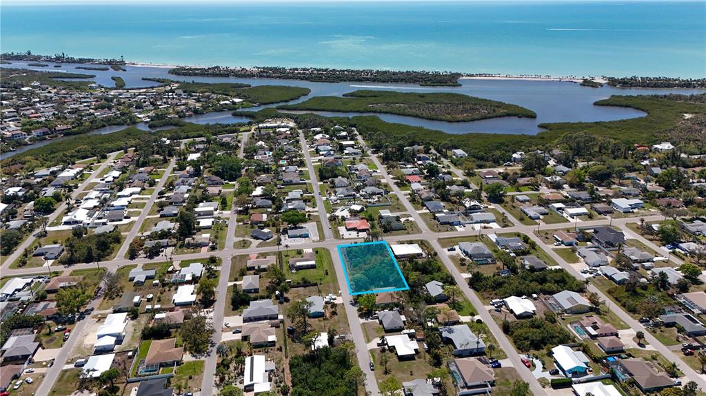 Fundy Road Venice, FL 34293 - Photo 2 of 10