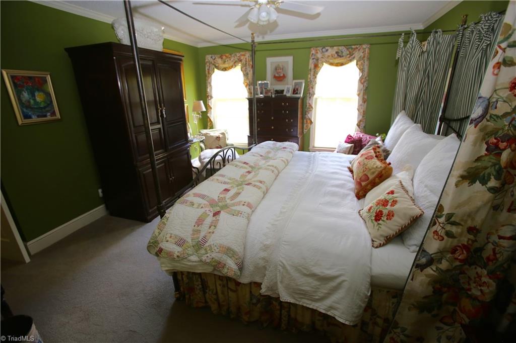 5100 Rambling Road Greensboro, NC 27409 - Photo 14 of 22