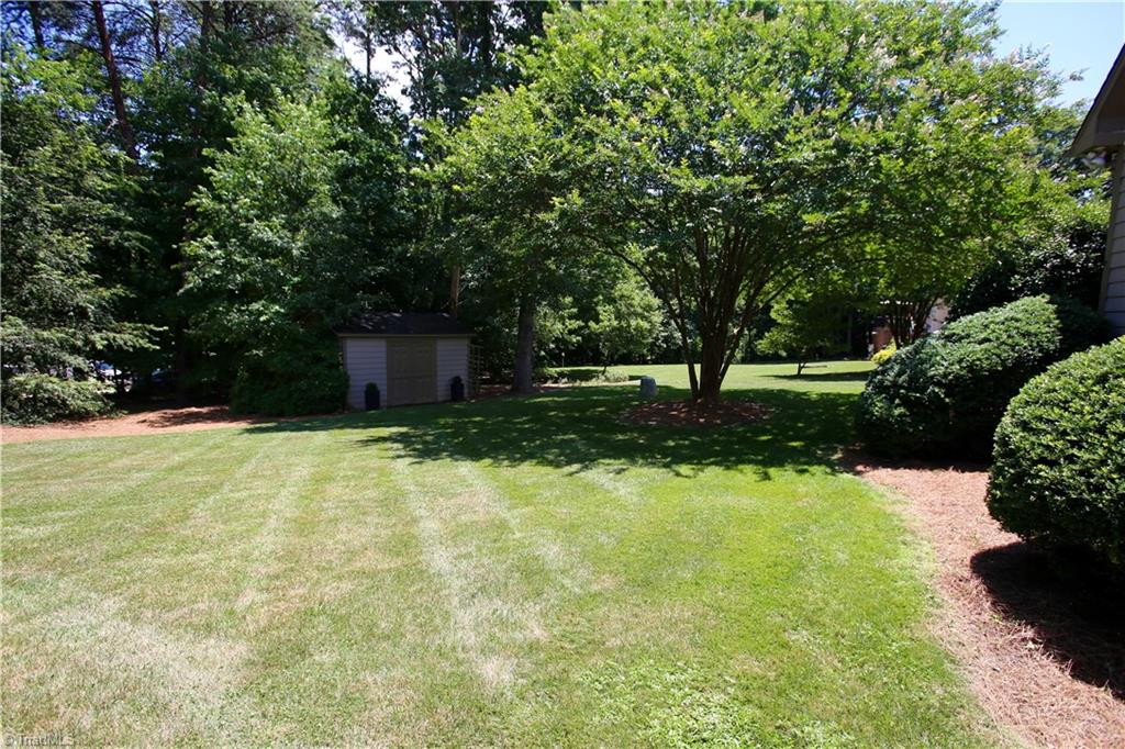 5100 Rambling Road Greensboro, NC 27409 - Photo 22 of 22