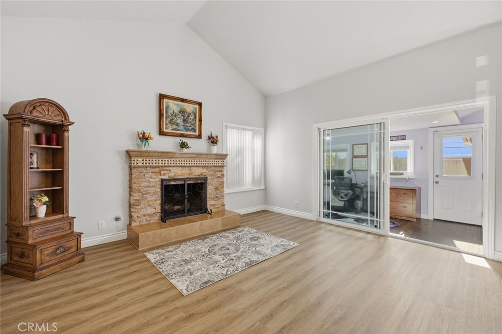 2277 Workman Avenue Simi Valley, CA 93063 - Photo 16 of 31 Gallery Image 16