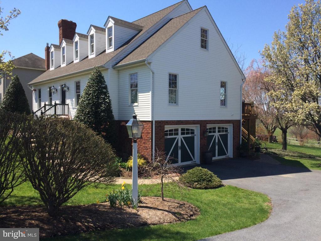 700 Orchard Road Manheim, PA 17545 - Photo 2 of 24