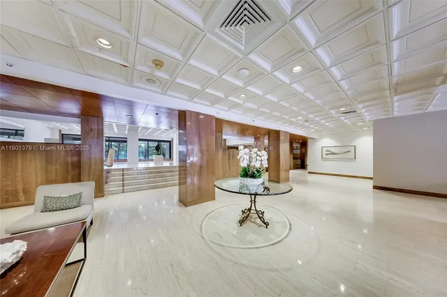 $6,000 | 2333 Brickell Avenue, Unit 1406, Miami, FL 33129