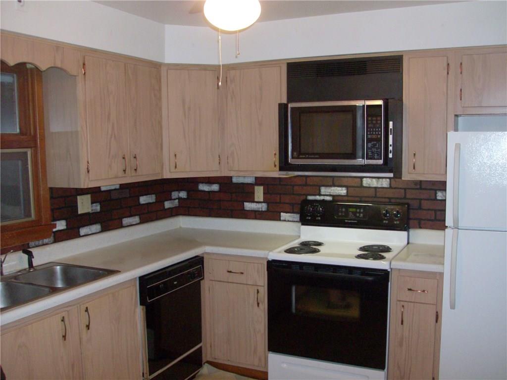 1033 Government Road Irwin, PA 15642 - Photo 4 of 9 Kitchen