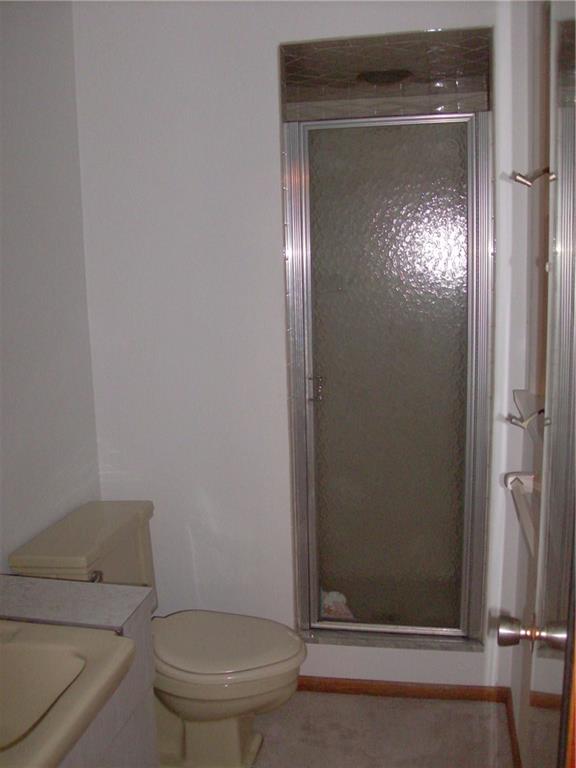 1033 Government Road Irwin, PA 15642 - Photo 7 of 9 Bathroom