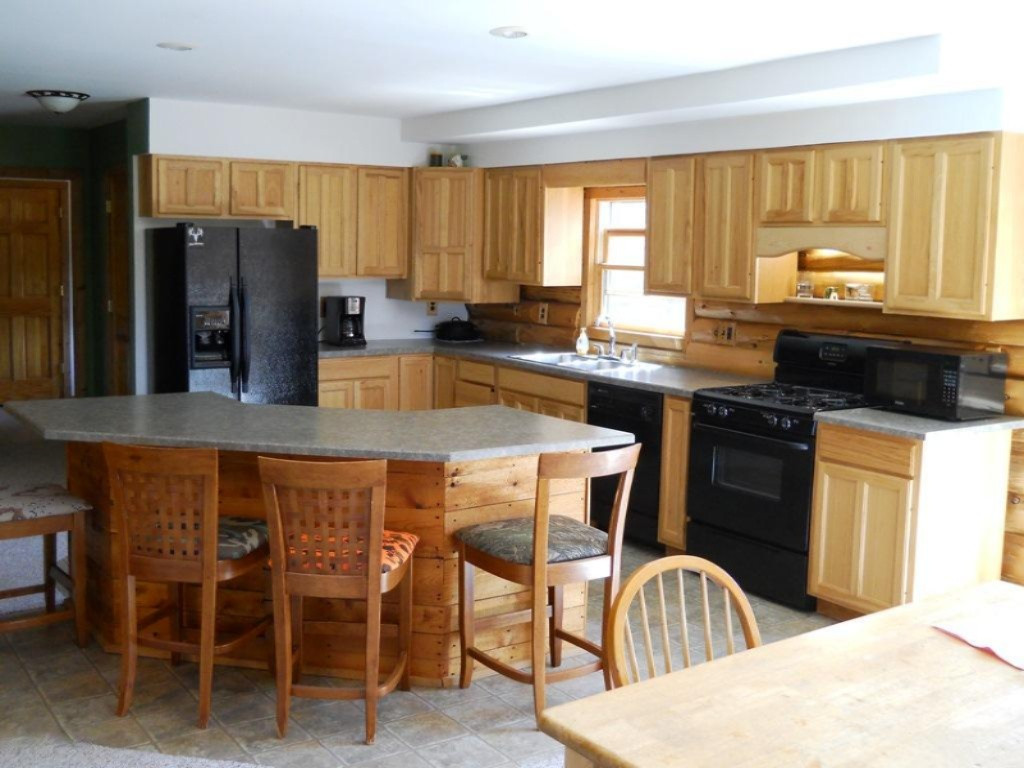 5788 Grant Road Remus, MI 49340 - Photo 6 of 16 meeker 16