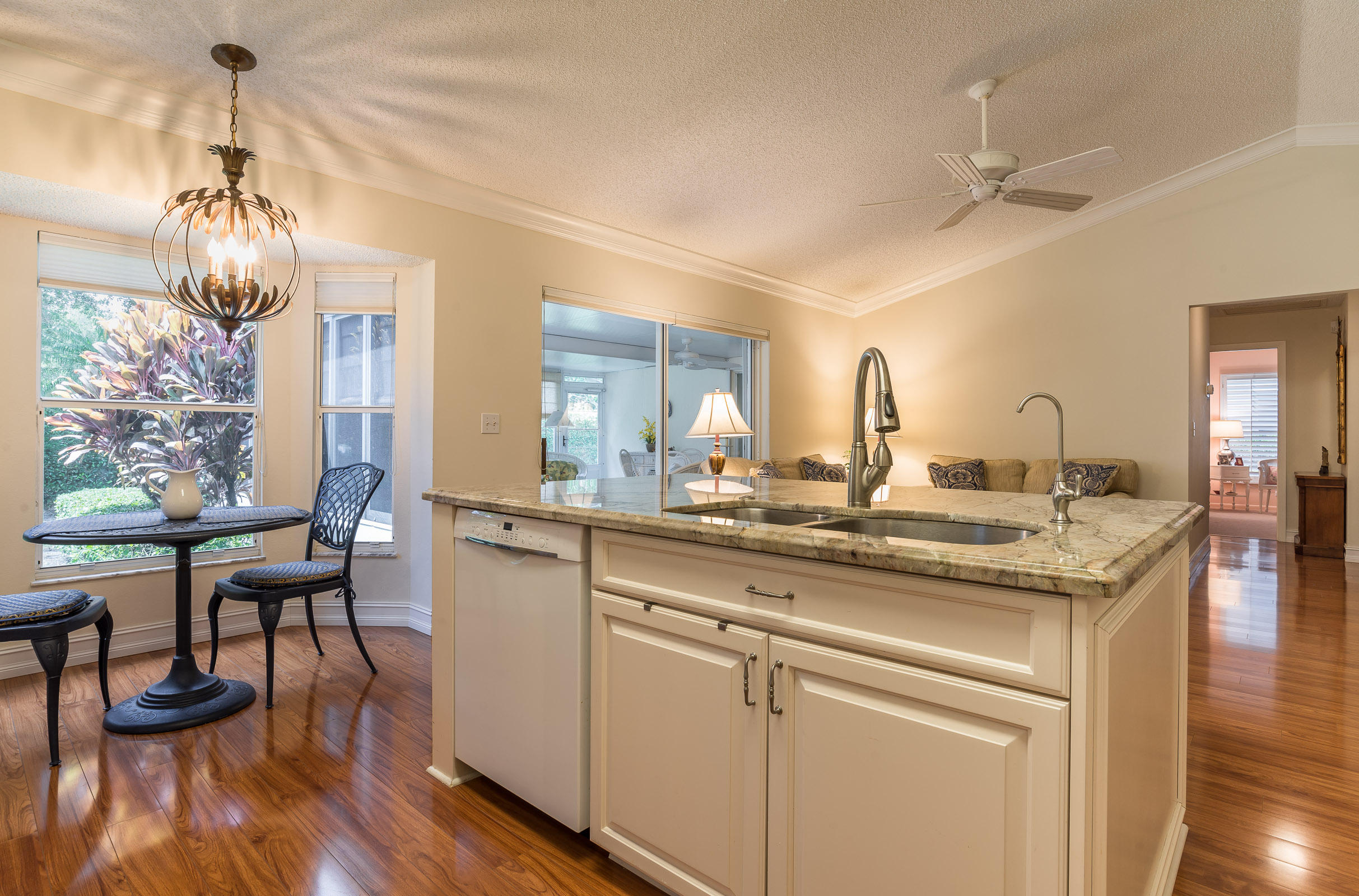 3910 Sabal Lakes Road Delray Beach, FL 33445 - Photo 17 of 37 KITCHEN & BREAKFAST ROOM
