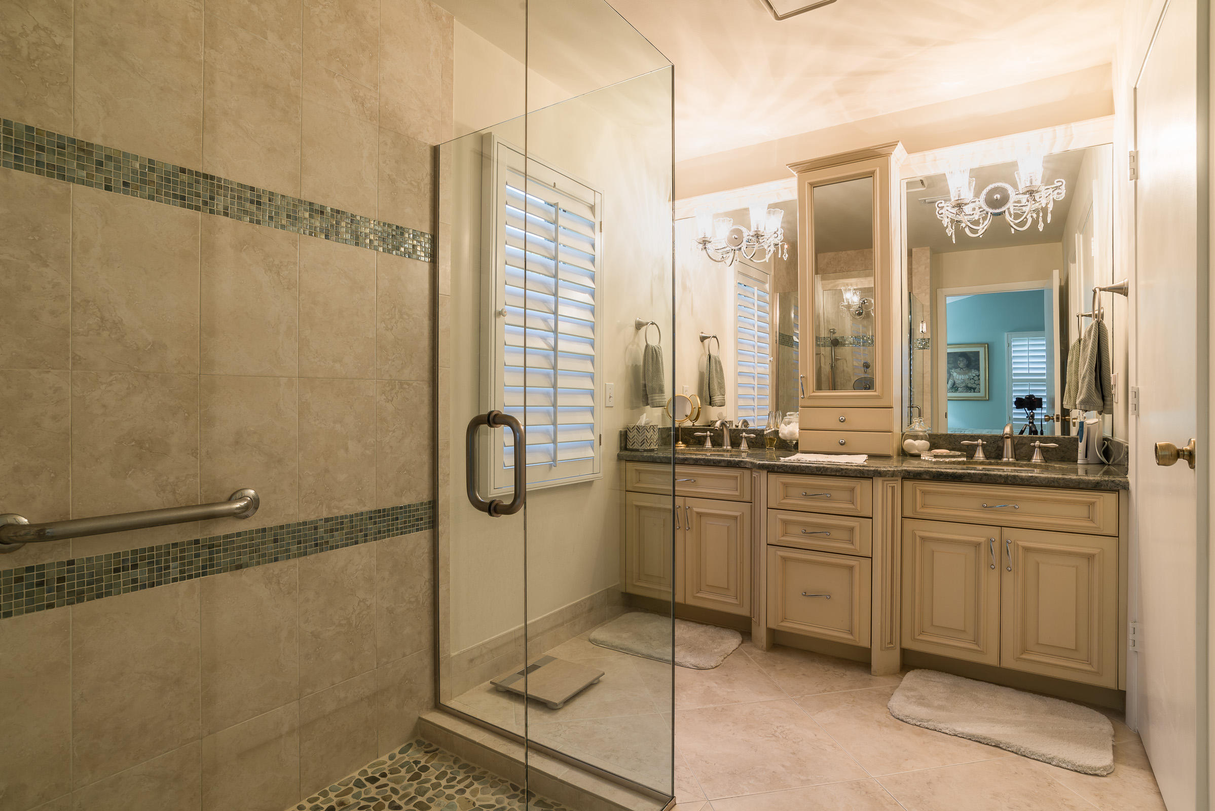3910 Sabal Lakes Road Delray Beach, FL 33445 - Photo 24 of 37 MASTER BATHROOM