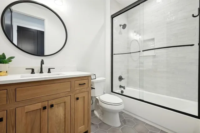 $2,350,000 | 1016 Bluff Creek Drive, Strawn, TX 76475