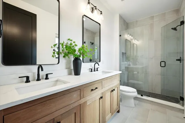 $2,350,000 | 1016 Bluff Creek Drive, Strawn, TX 76475