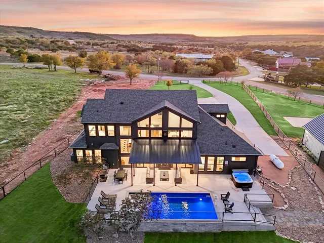 $2,350,000 | 1016 Bluff Creek Drive, Strawn, TX 76475