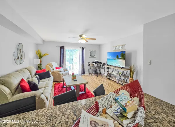 $158,000 | 1664 Beach Boulevard, Unit 145, Biloxi, MS 39531