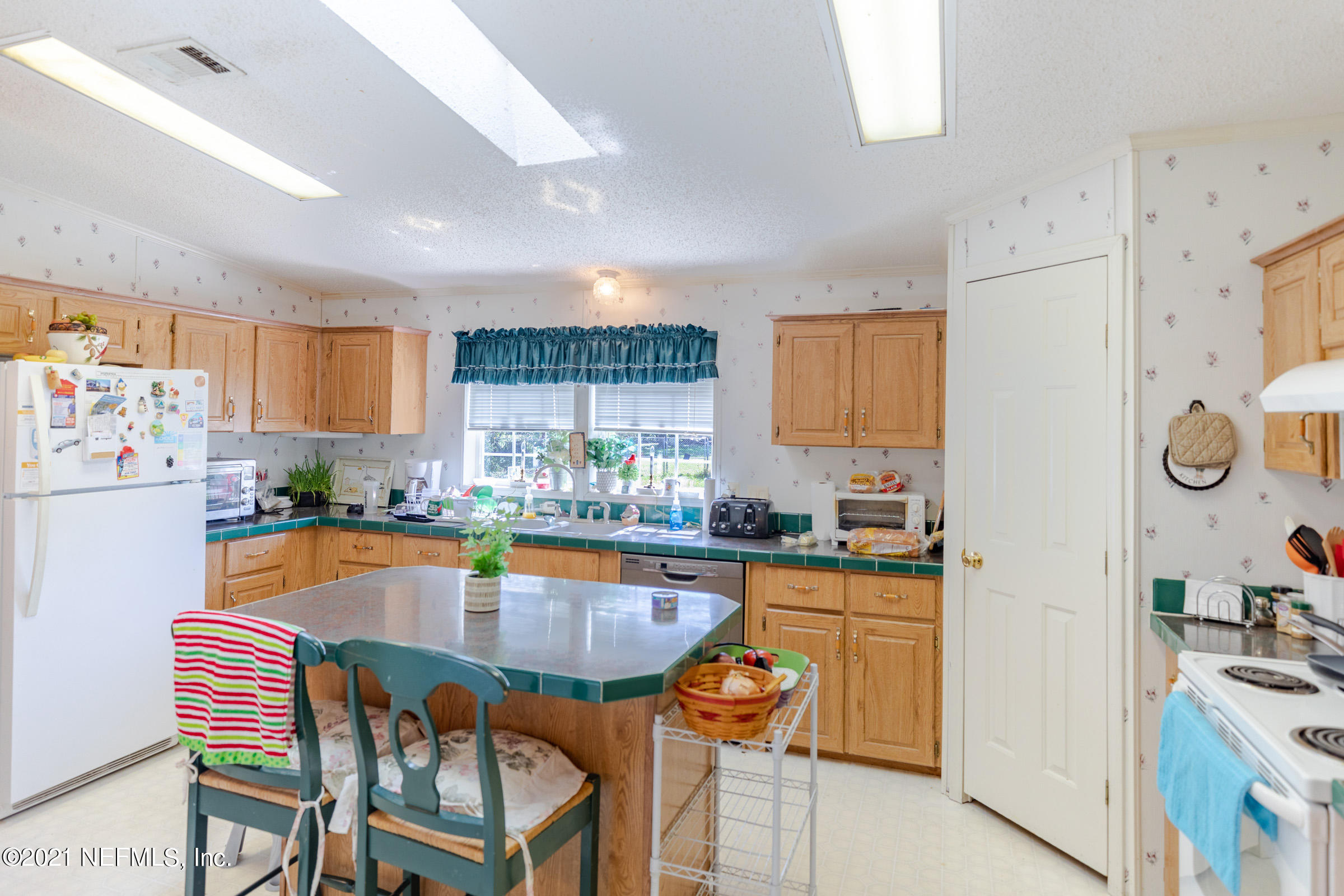 13743 Otway Road Jacksonville, FL 32224 - Photo 9 of 17 Kitchen