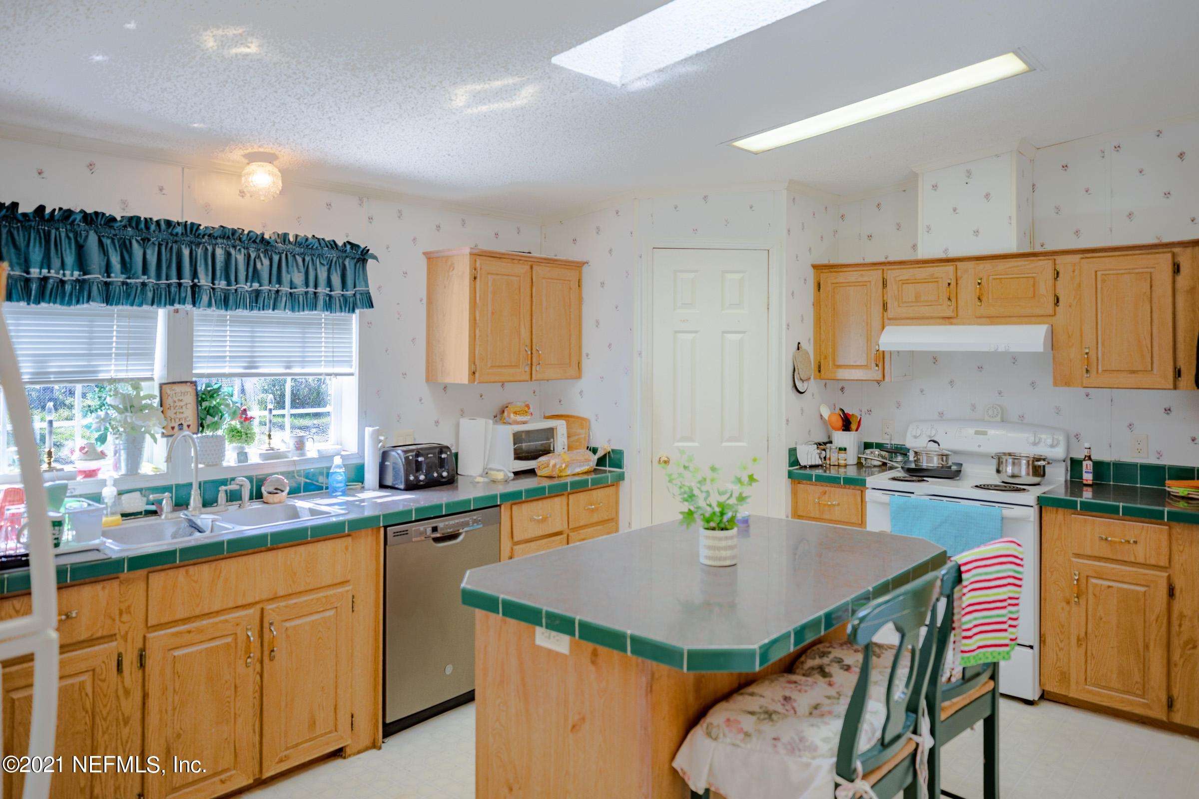13743 Otway Road Jacksonville, FL 32224 - Photo 10 of 17 Kitchen
