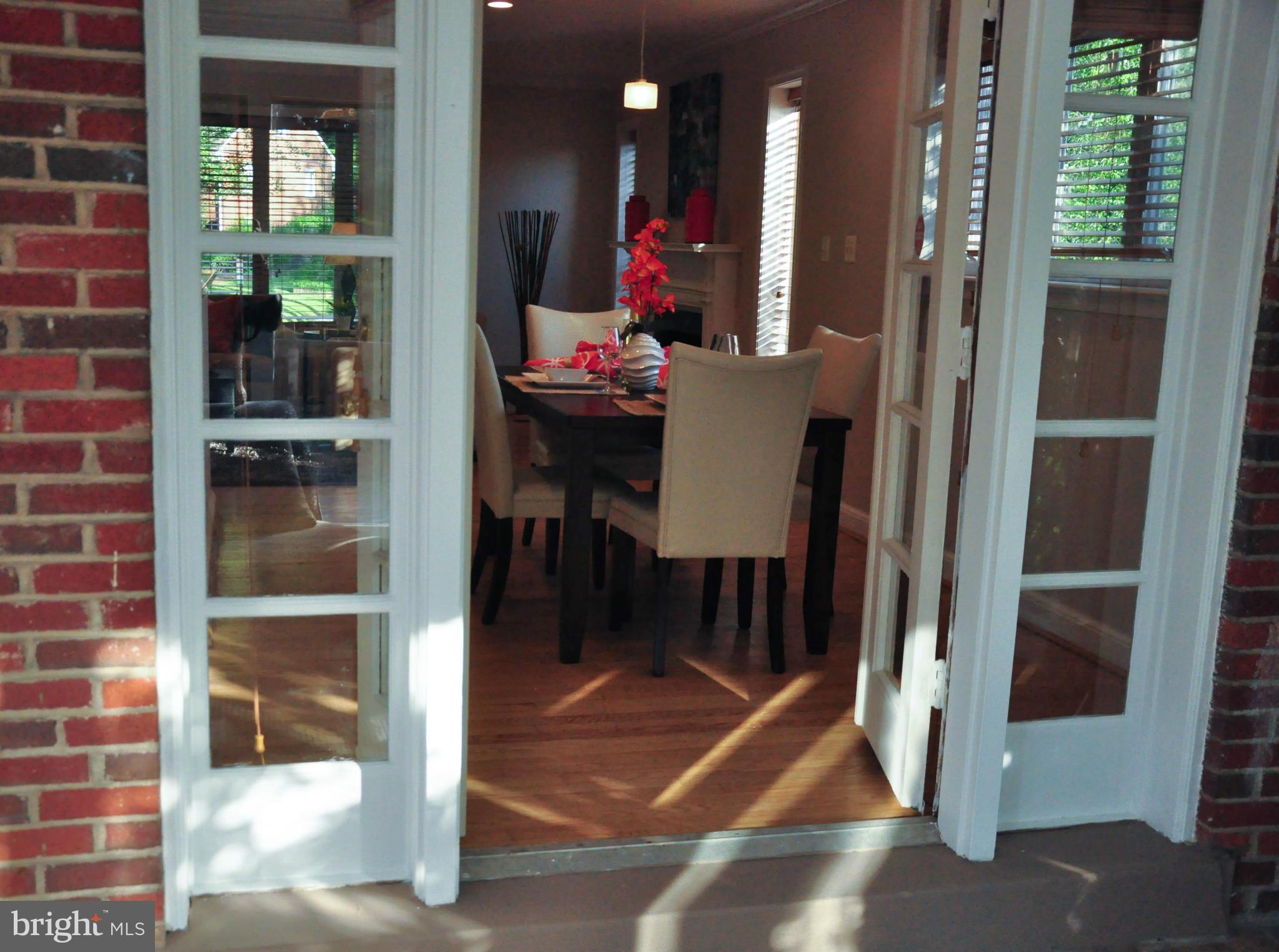1407 Leegate Road Northwest Washington, DC 20012 - Photo 15 of 23 Dining Room