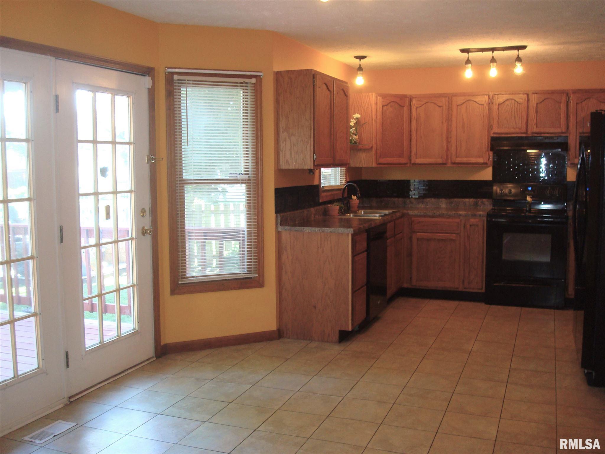 2008 Halifax Drive Springfield, IL 62703 - Photo 6 of 18