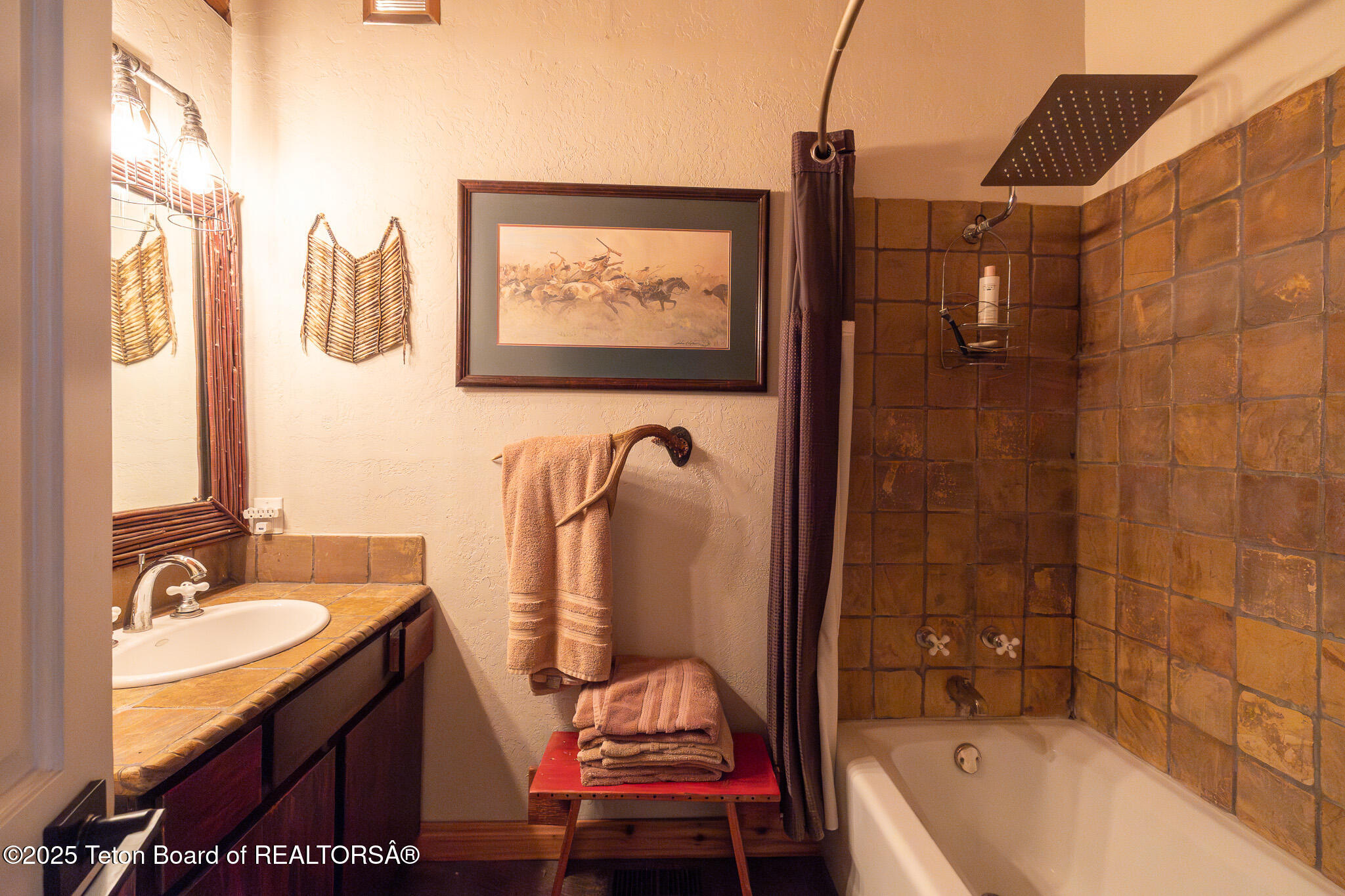 9375 Cole Canyon Road Jackson, WY 83001 - Photo 20 of 39 Guest bathroom #1