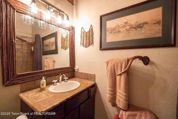 $2,800,000 | 9375 Cole Canyon Road, Jackson, WY 83001