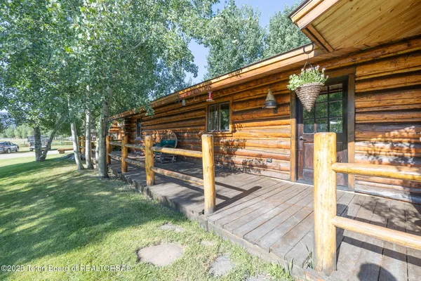 $2,800,000 | 9375 Cole Canyon Road, Jackson, WY 83001