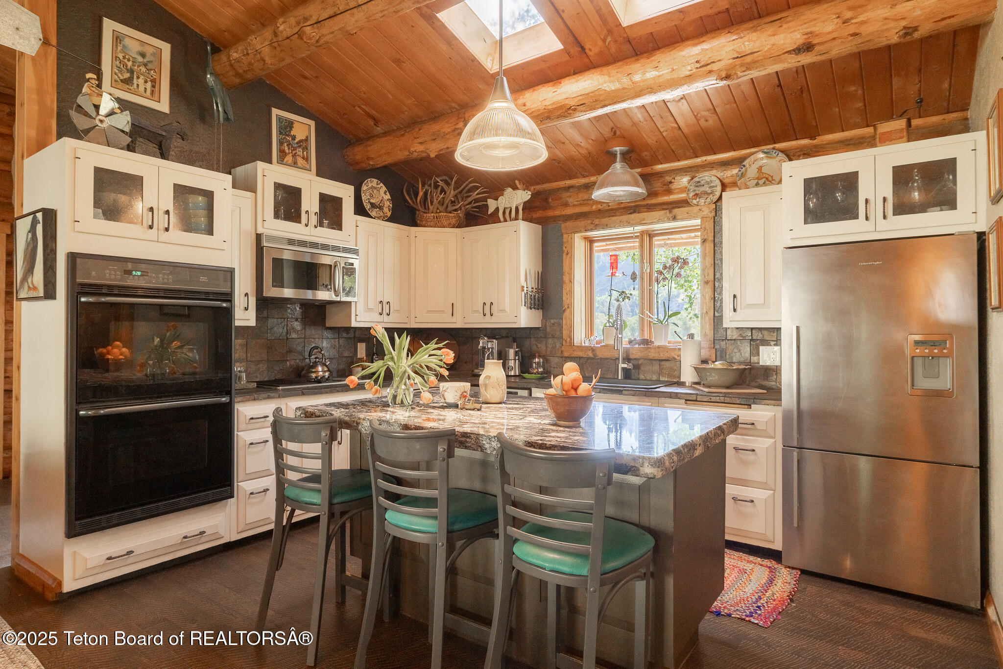 9375 Cole Canyon Road Jackson, WY 83001 - Photo 9 of 39 Kitchen