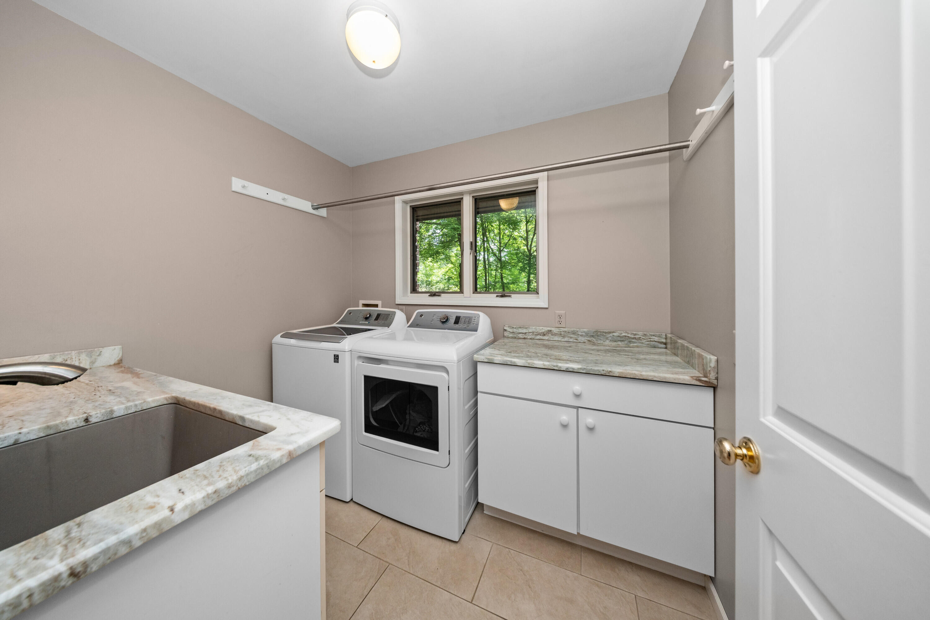 1935 Pierce Road Chelsea, MI 48118 - Photo 58 of 92 085_90