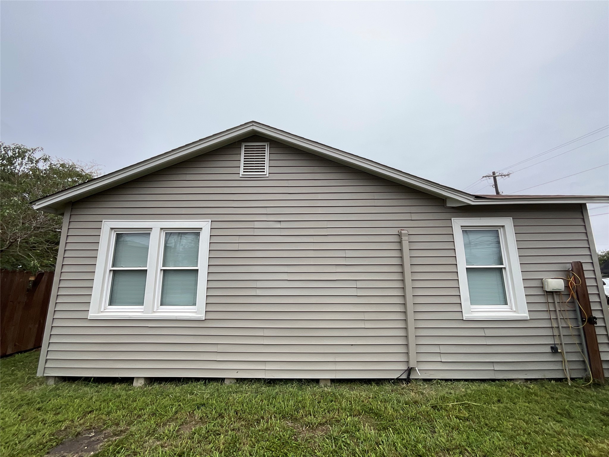 207 South George Street Victoria, TX 77901 - Photo 24 of 27