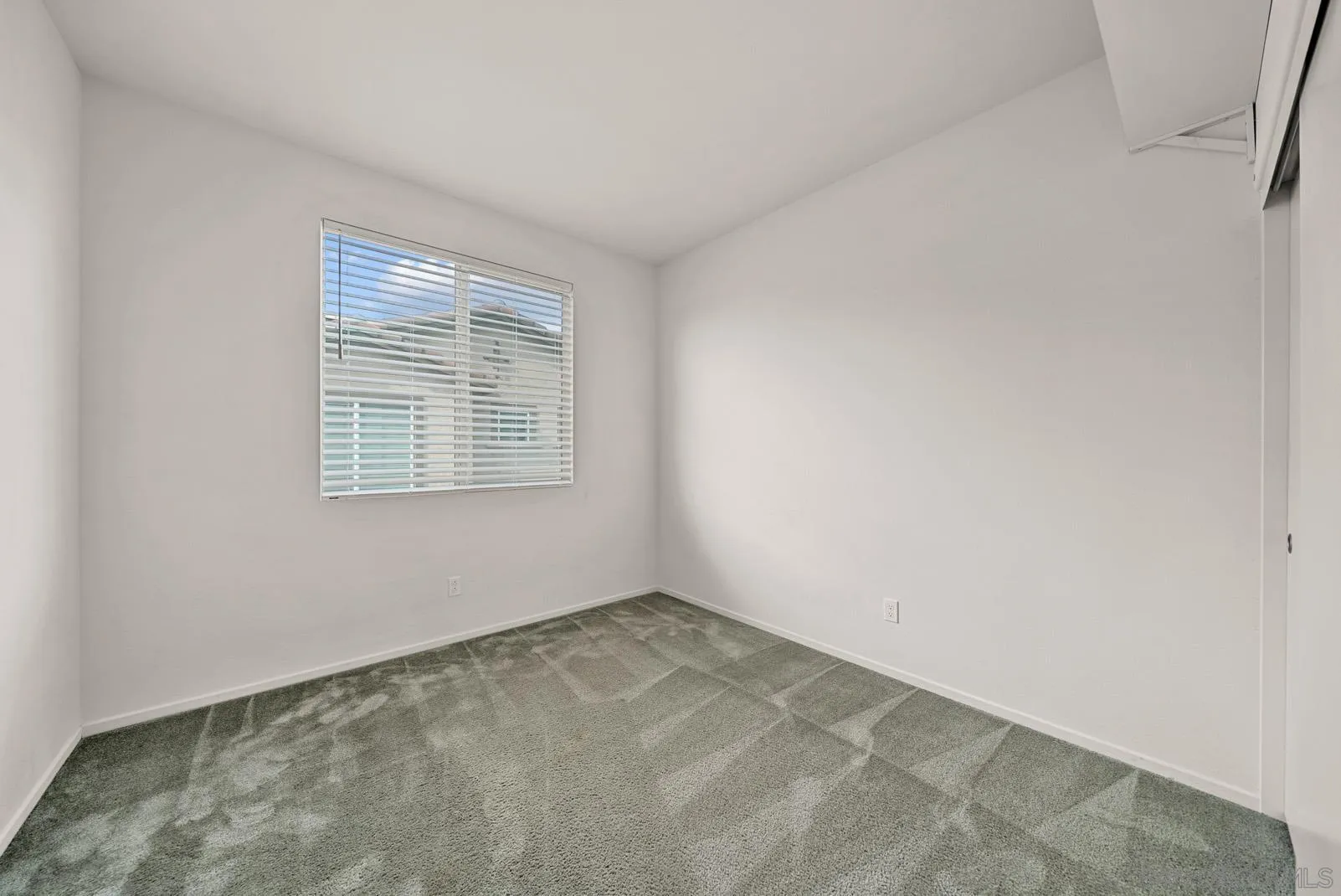 1290 Santa Victoria Road, Unit 3 Chula Vista, CA 91913 - Photo 30 of 42 Gallery Image 30
