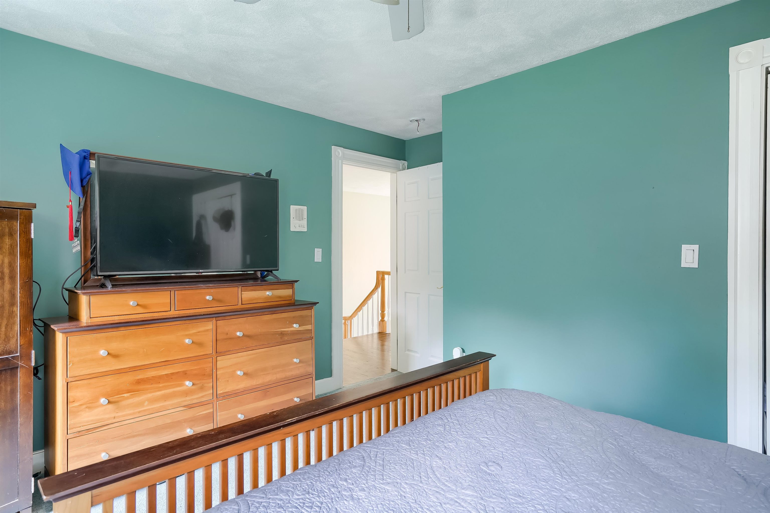 4 Coachman Road Windham, NH 03087 - Photo 26 of 35