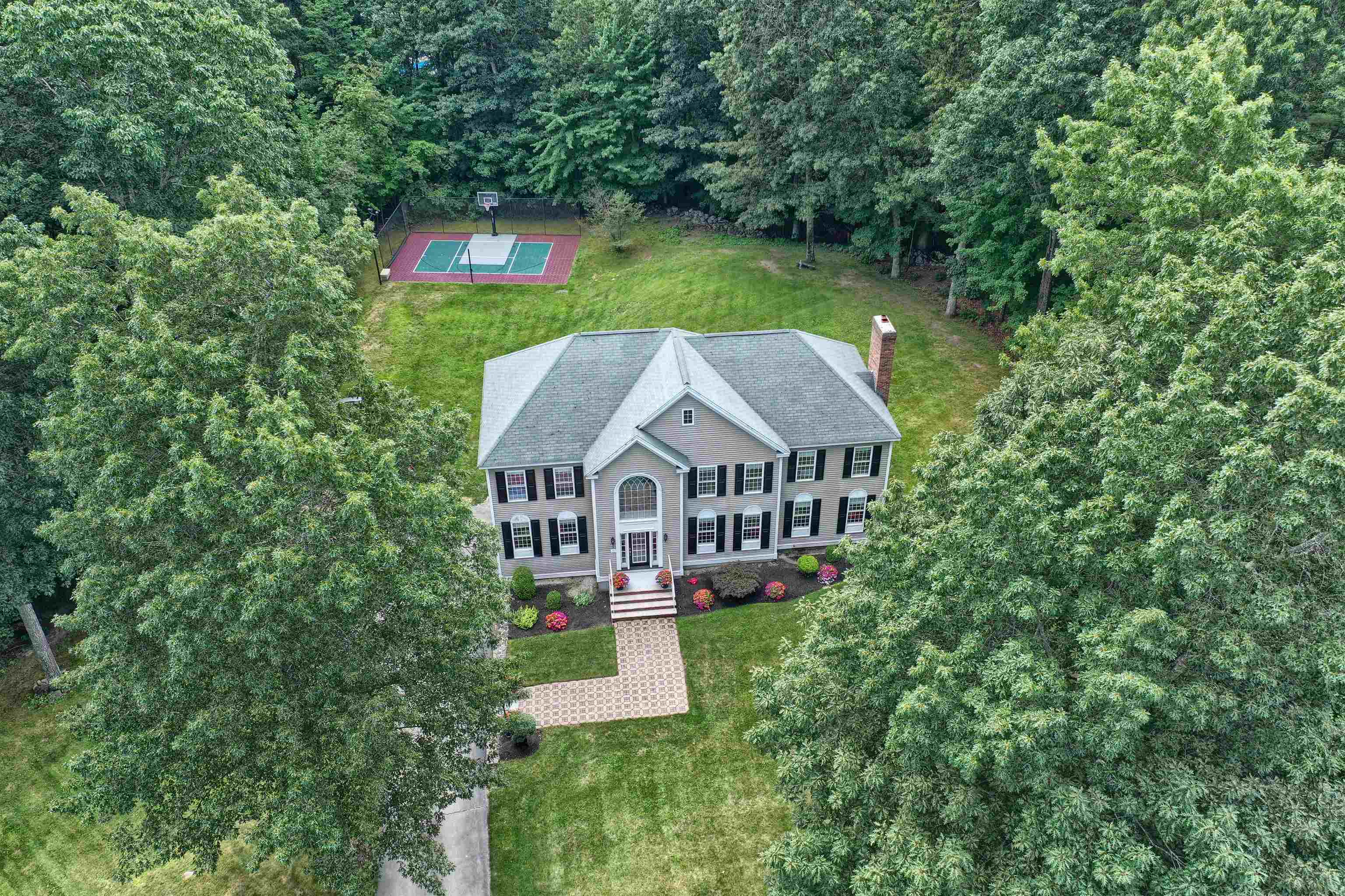 4 Coachman Road Windham, NH 03087 - Photo 34 of 35