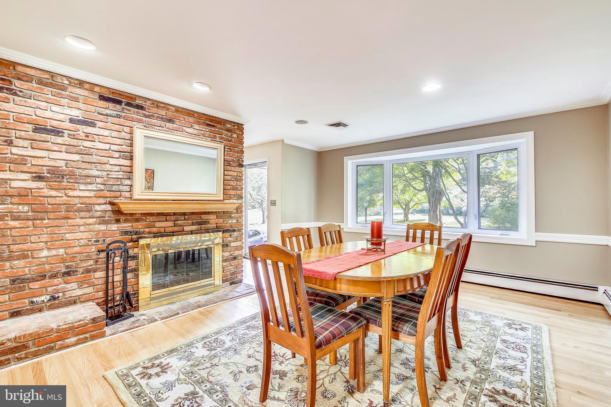 18620 Muncaster Road Rockville, MD 20855 - Photo 3 of 53 Gallery Image 3