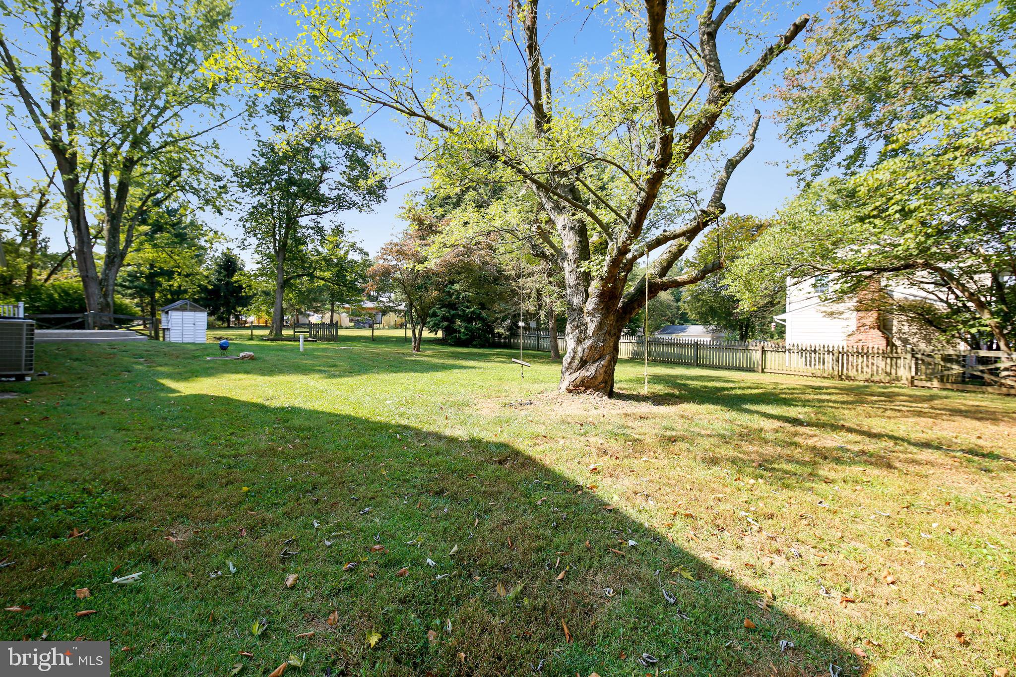 18620 Muncaster Road Rockville, MD 20855 - Photo 49 of 53 Gallery Image 49