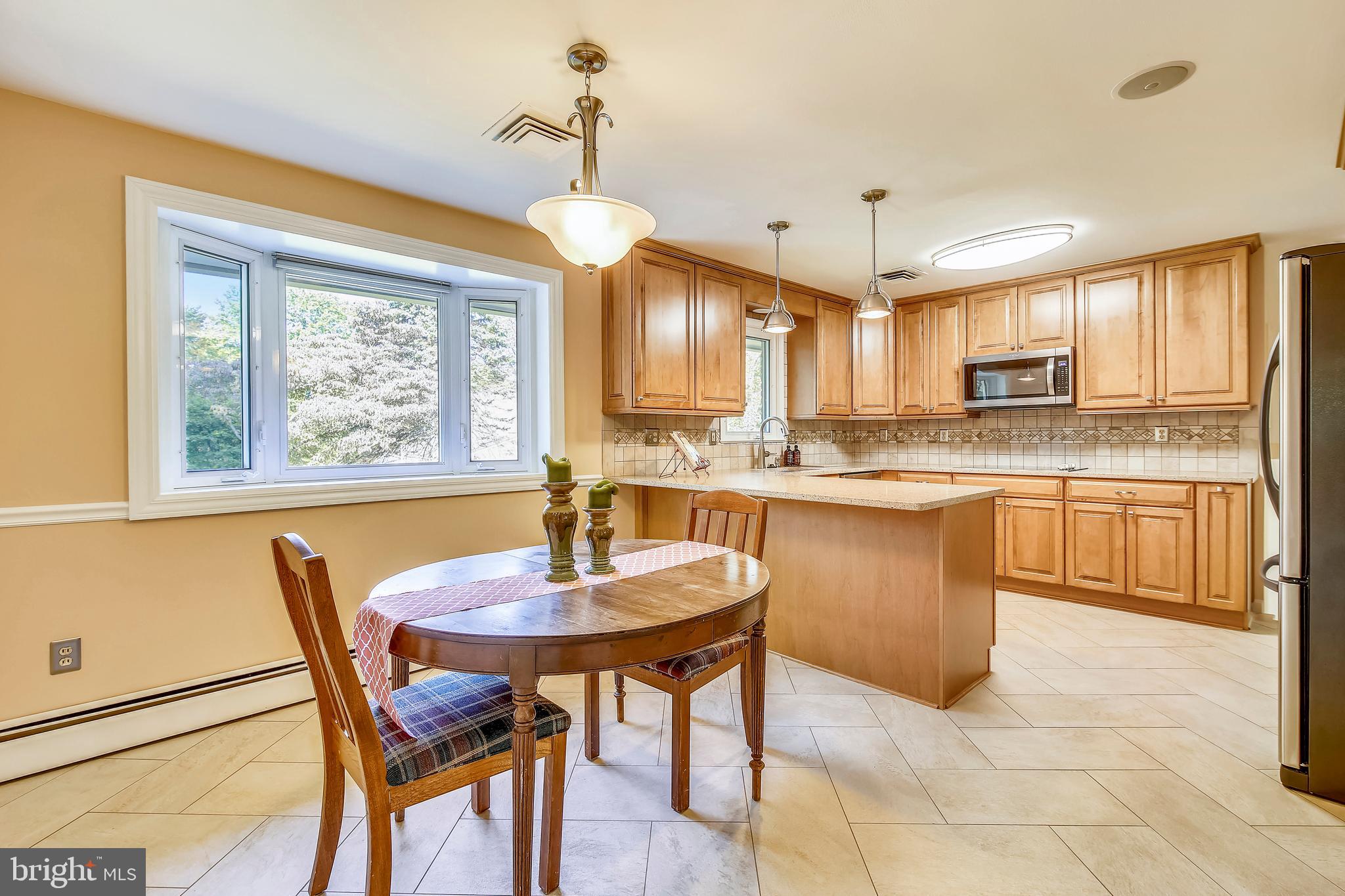 18620 Muncaster Road Rockville, MD 20855 - Photo 5 of 53 Gallery Image 5
