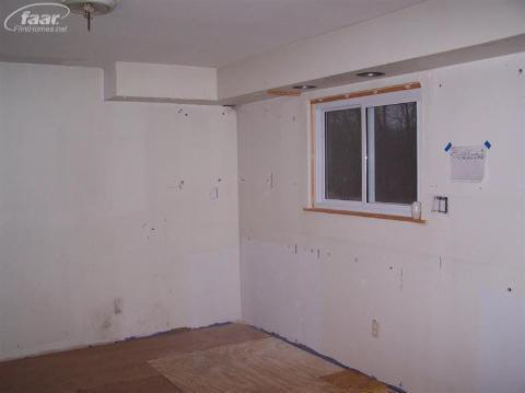 7151 Miller Road Swartz Creek, MI 48473 - Photo 8 of 18 20125716-7.JPG