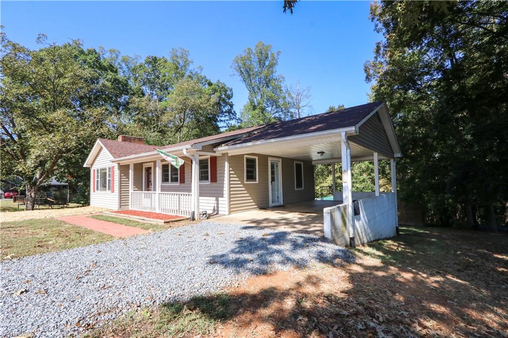 265 East Walker Road Elkin, NC 28621 - Photo 5 of 27 Gallery Image 5