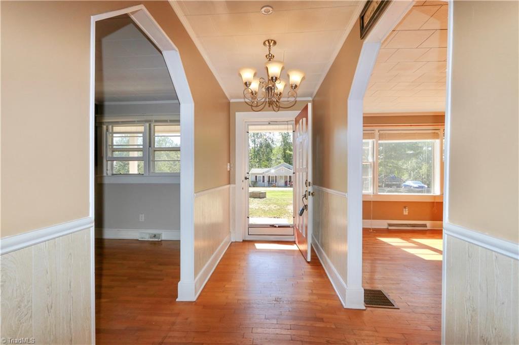265 East Walker Road Elkin, NC 28621 - Photo 9 of 27 Gallery Image 9