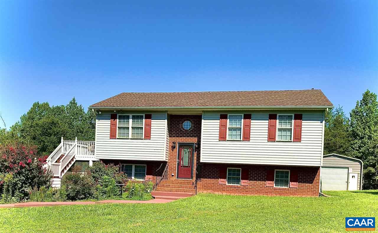 6845 Cabell Road Howardsville, VA 24562 - Photo 2 of 49 a front view of a house with a yard