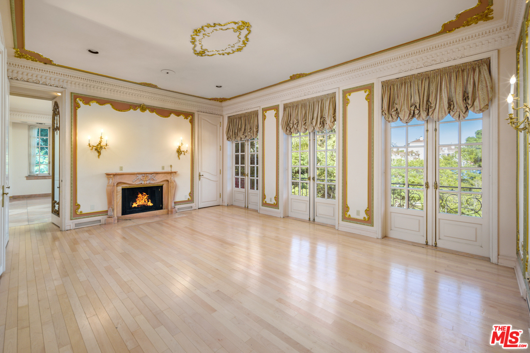 110 North Mapleton Drive Los Angeles, CA 90077 - Photo 11 of 22