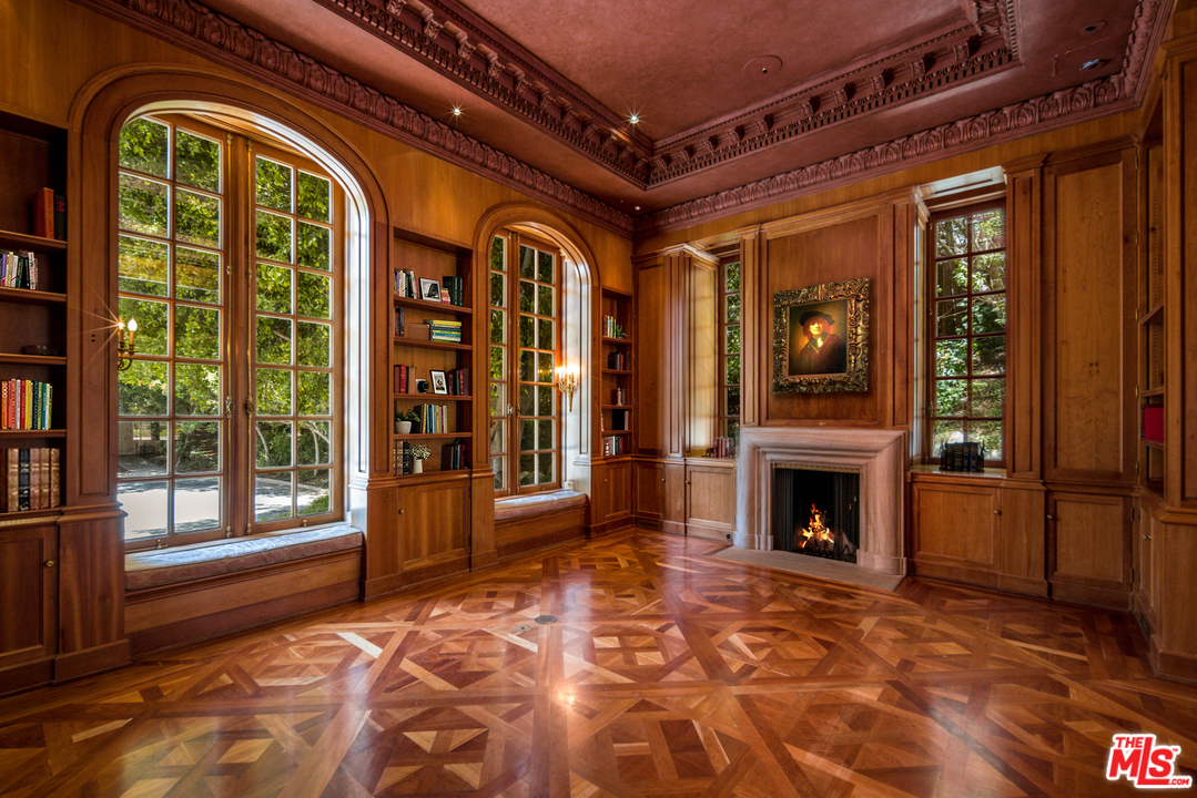 110 North Mapleton Drive Los Angeles, CA 90077 - Photo 3 of 22