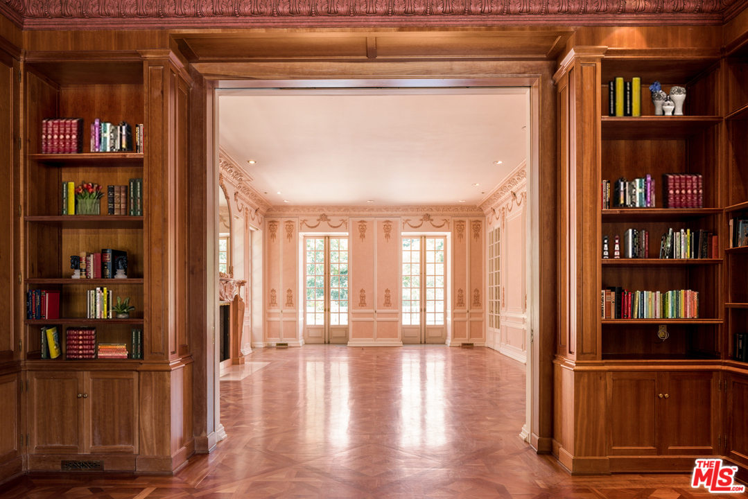 110 North Mapleton Drive Los Angeles, CA 90077 - Photo 4 of 22