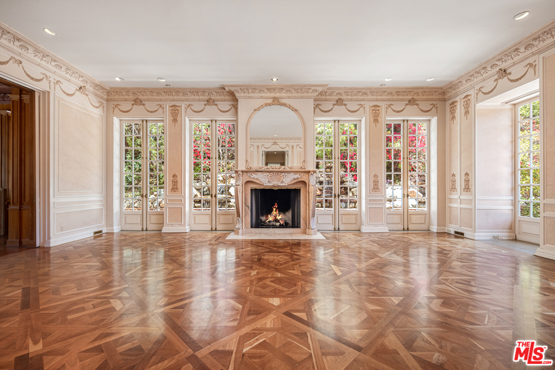 110 North Mapleton Drive Los Angeles, CA 90077 - Photo 5 of 22