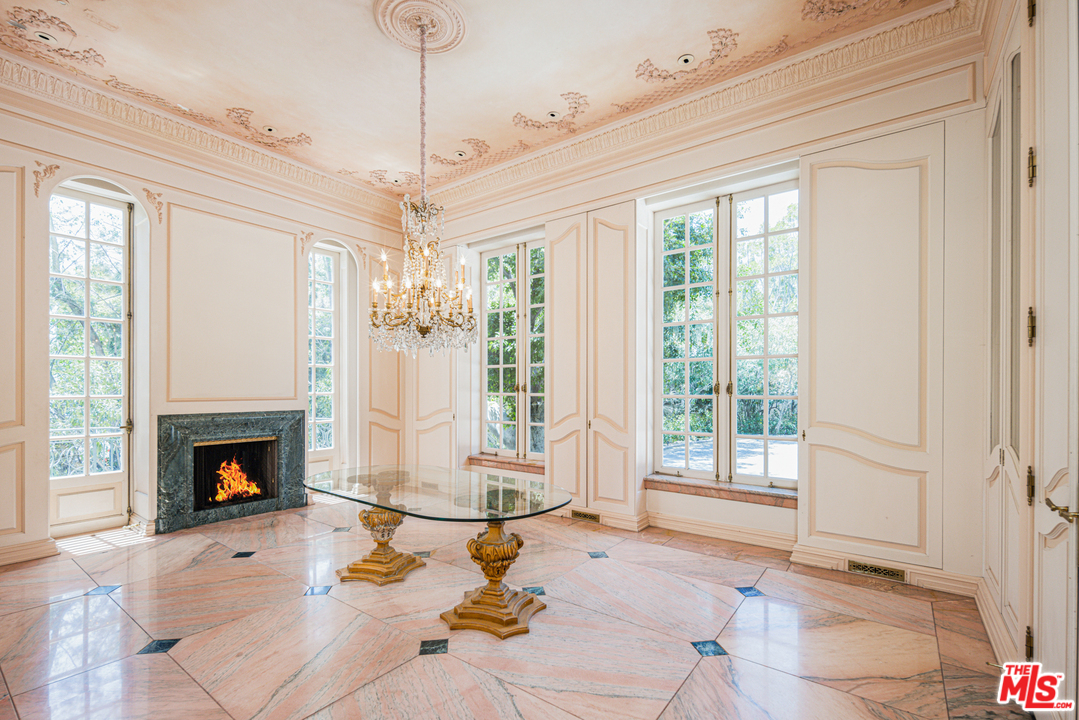 110 North Mapleton Drive Los Angeles, CA 90077 - Photo 7 of 22