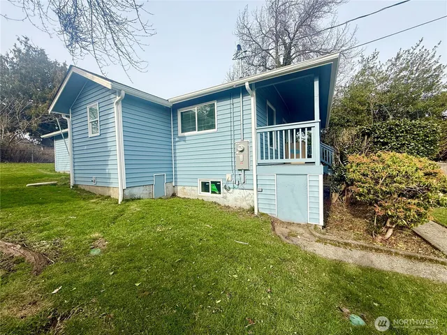 $670,000 | 11049 18th Avenue Southwest, Seattle, WA 98146