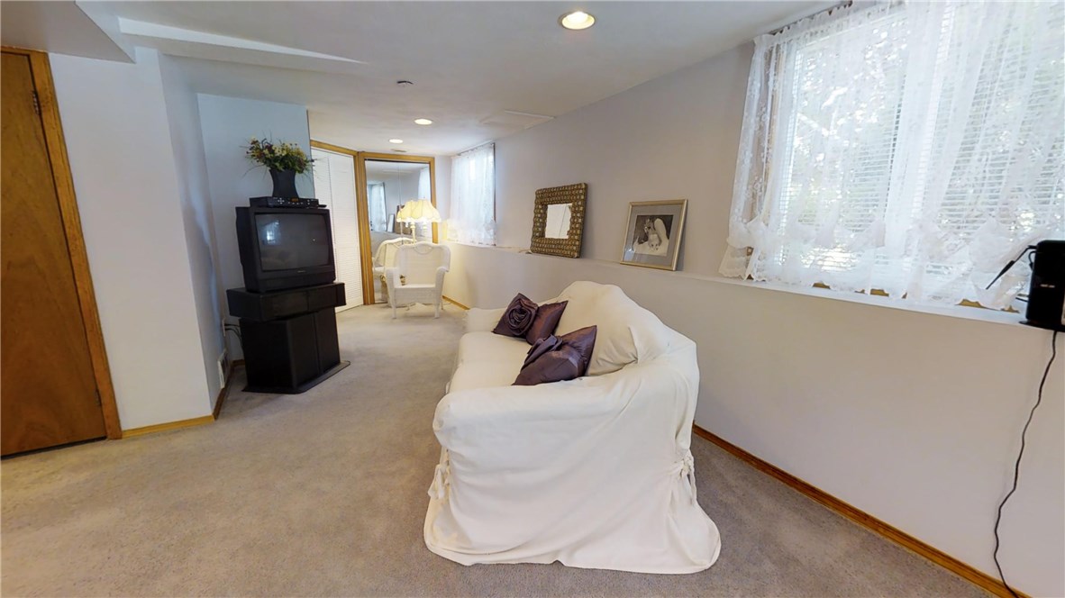 28 Goose Island Road Narragansett, RI 02882 - Photo 24 of 31